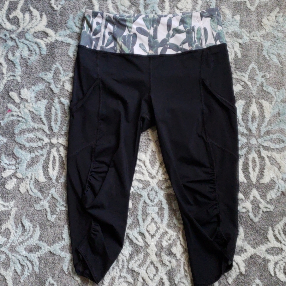 Lululemon capris